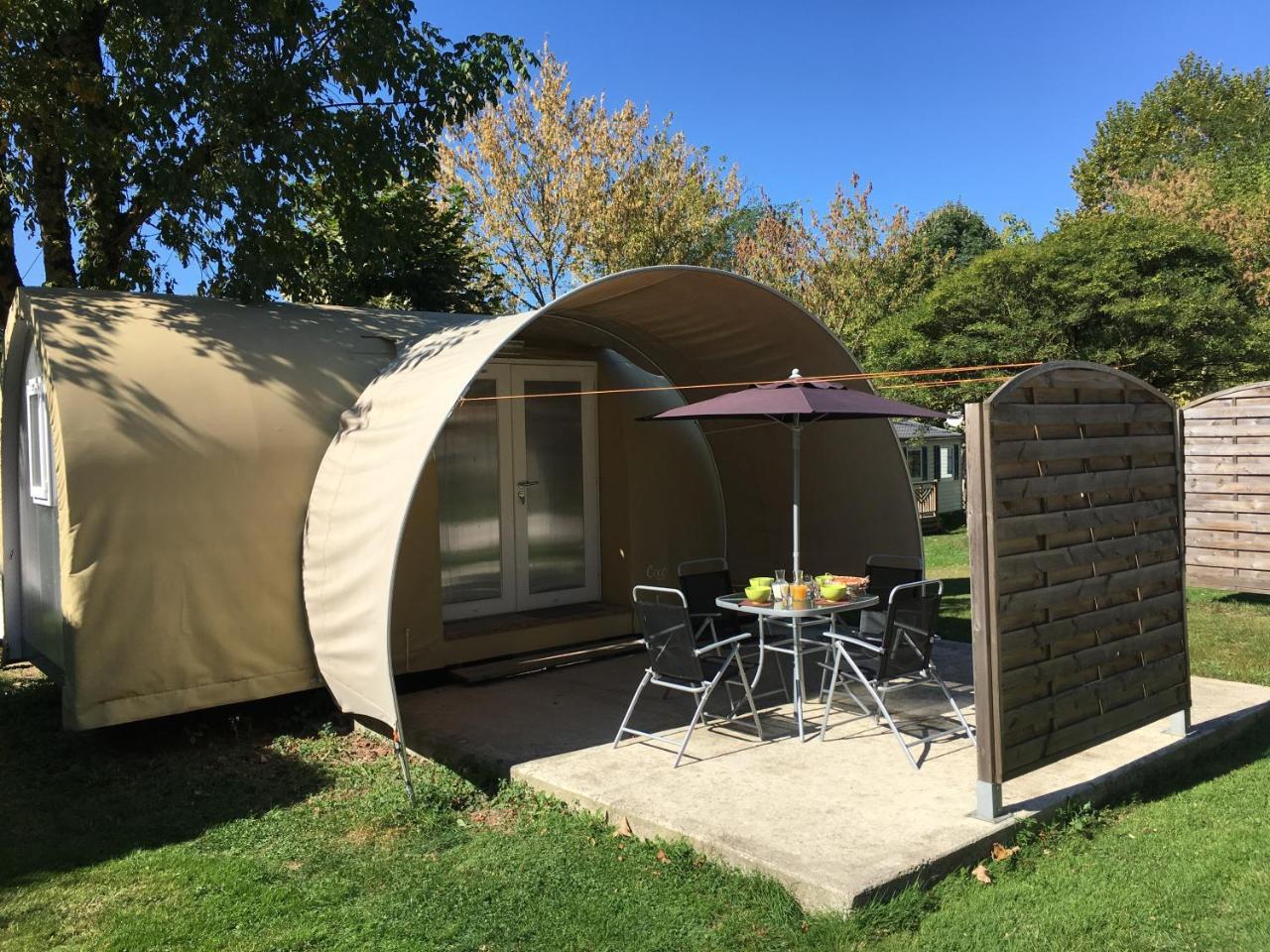 Camping 3 Etoiles - Piscine Chauffee - Vue Montagne Saint-Girons  Exterior photo